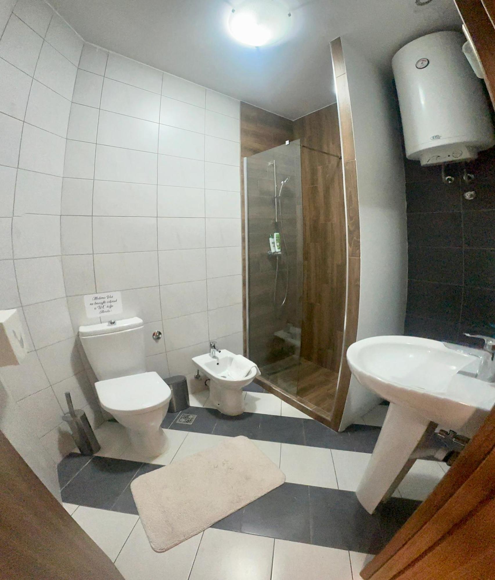 Agape Villa Apartments โนวีซาด ภายนอก รูปภาพ