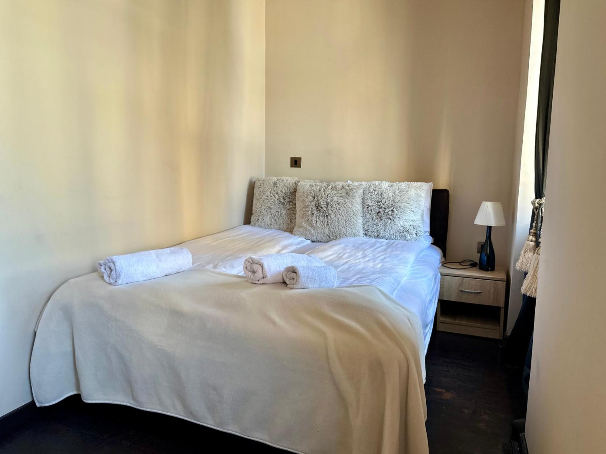 Agape Villa Apartments โนวีซาด ภายนอก รูปภาพ